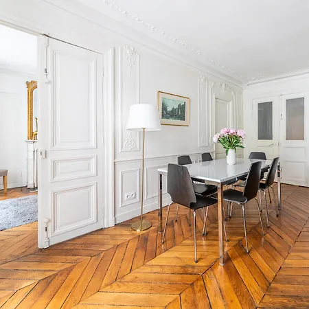 Aparthotel Bergère -