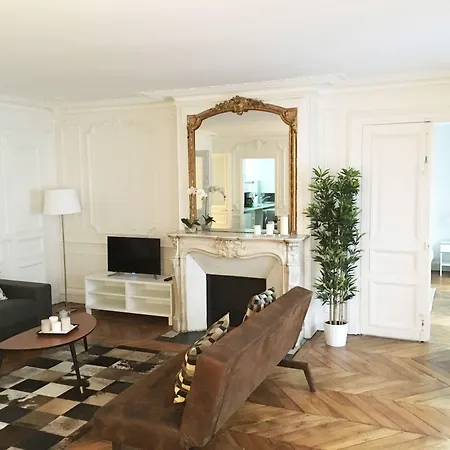 Bergere - Apartmanhotel 3*