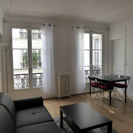 Bergere - Apartmanhotel 3*