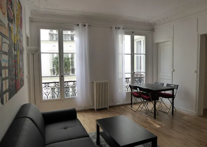 Bergere - Hotel apartamentowy 3*