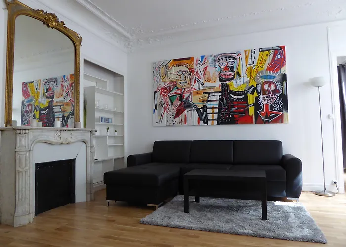 Bergere - Hotel apartamentowy 3*